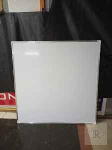 Magnetic Dry Erase White Board 120cm x 120cm (4ft x 4ft) - Image 5