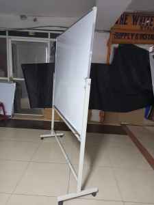 Portable Single Sided White Board 120cm x 120cm (4ft x 4ft) - Image 4