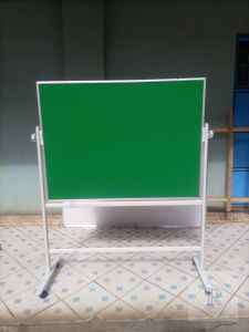 Pin Board With Wheeled Stand