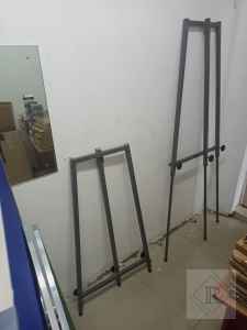 Tripod Metallic Adjustable Stand For Whiteboard.