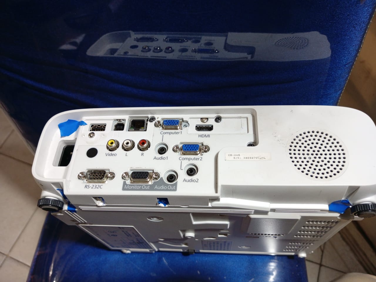 WhatsApp Image 2025-11-11 at 2.30.34 PM(2) Epson Projector For Sell Cb X49 Refurbished - Image 5